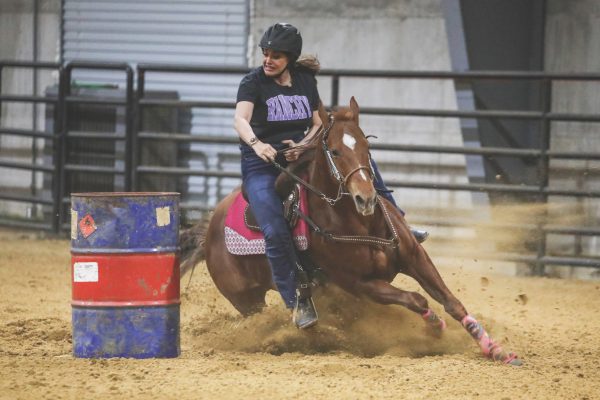 Barrel racing 